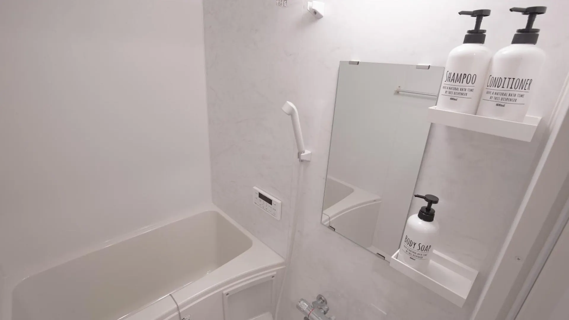 Апартаменты Cozy 2-Person Retreat In Higashi Ueno 5 Min To Ueno Park And Subway Токио