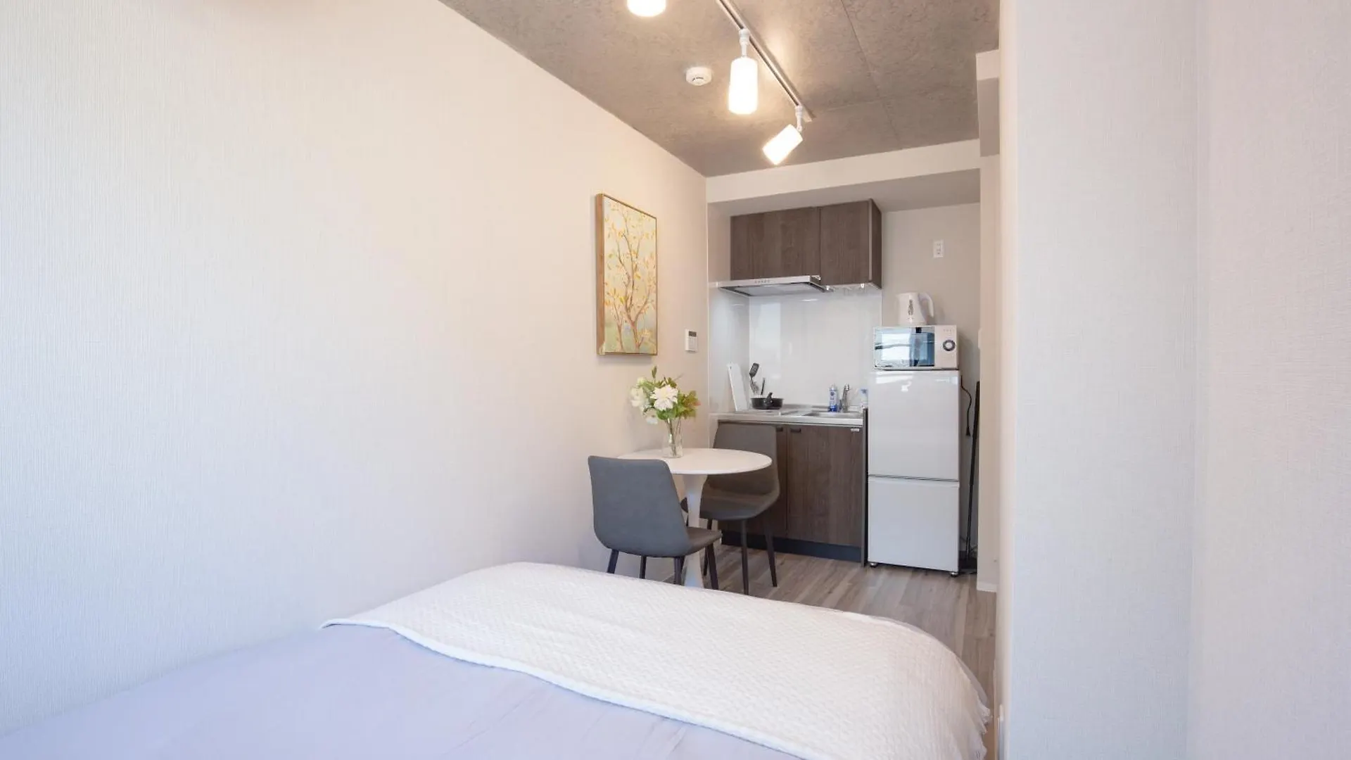 Апартаменты Cozy 2-Person Retreat In Higashi Ueno 5 Min To Ueno Park And Subway Токио